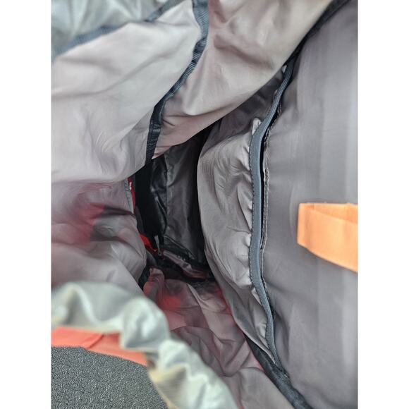 Deuter Futura 32 AC Backpack - Hydration Compatible - Great Daybag - Picture 14 of 16